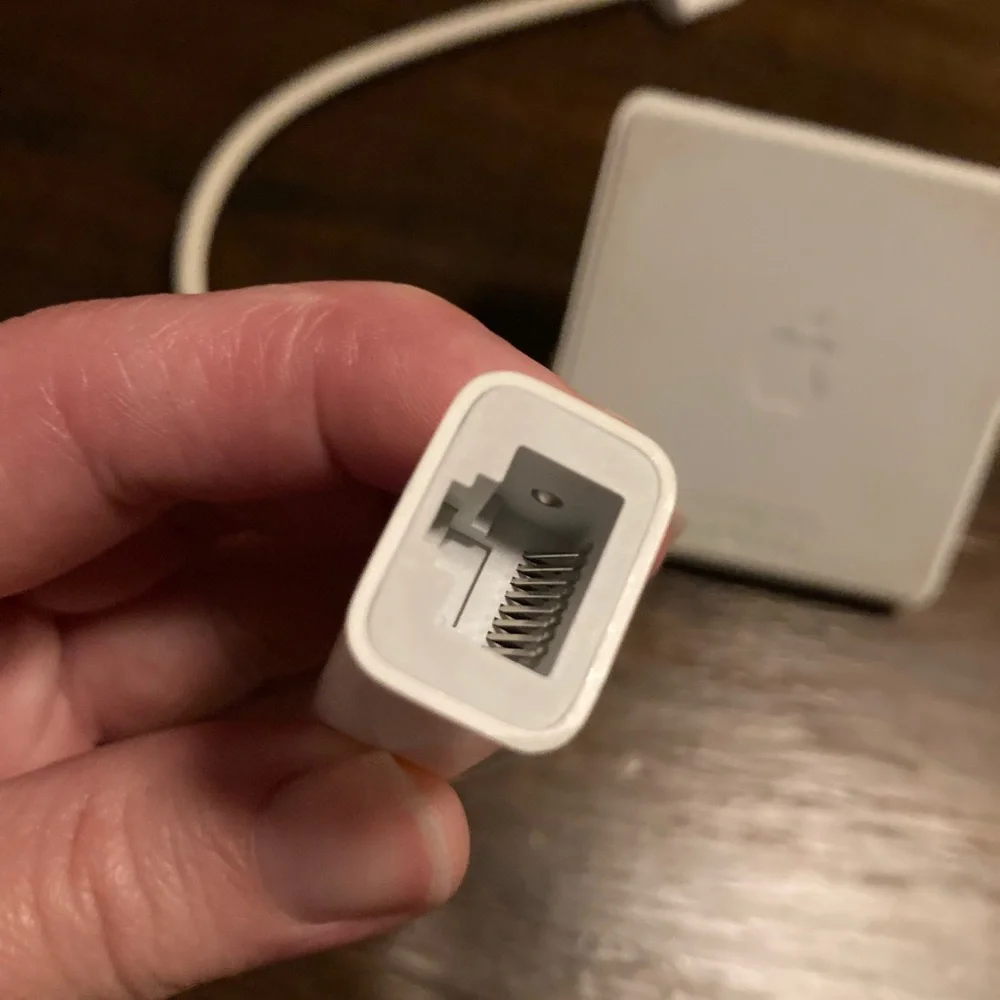 Apple cords and dock Set